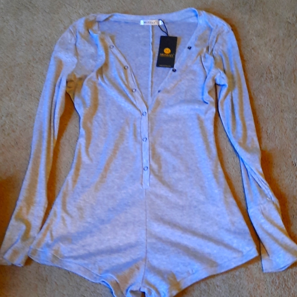 Moxeay Nighttime Romper, NWT